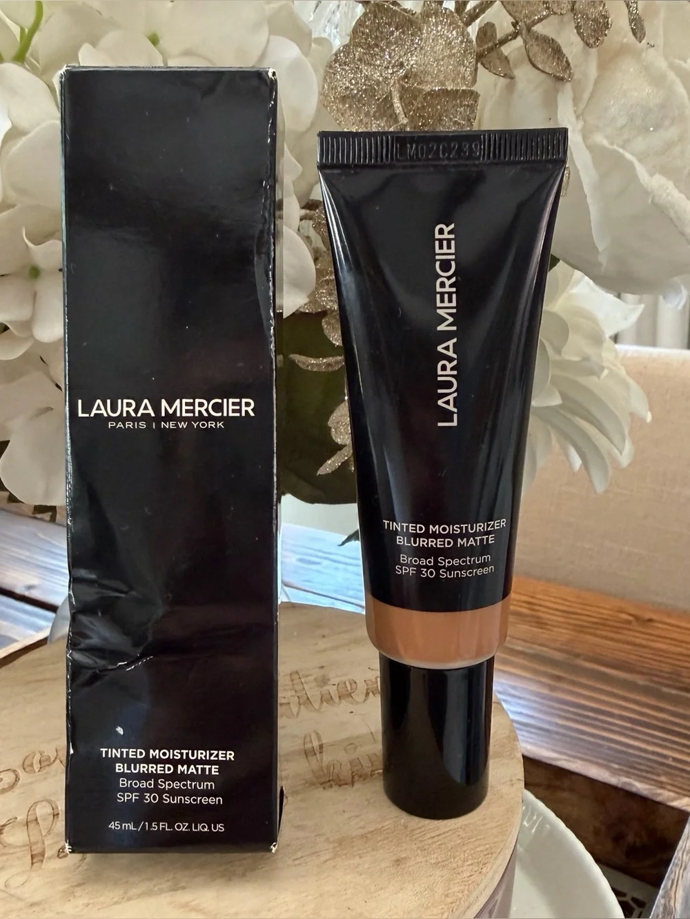 Laura Mercier Tinted Moisturizer Blurred Matte Women 1.5oz 4W Ochre SPF 30 NIB